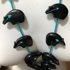 Native American Zuni Carved Jet 11 Bear Fetish Necklace Heart Line Vintage